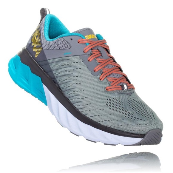 Hoka Arahi 3 - Picture 1 of 4